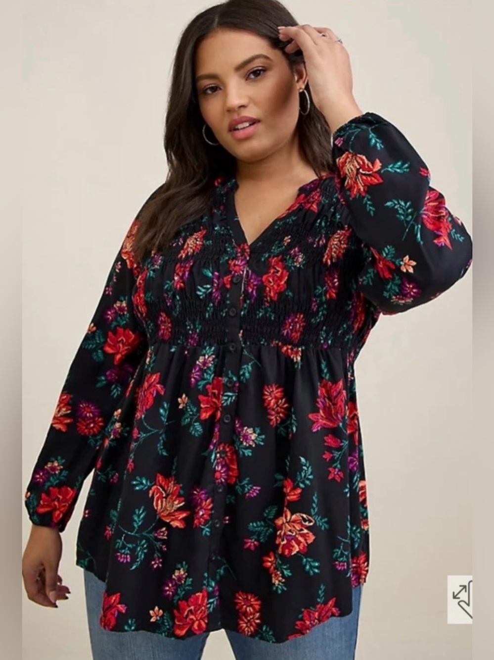 ♥️ Torrid Red and Black Floral Hi-Low Top